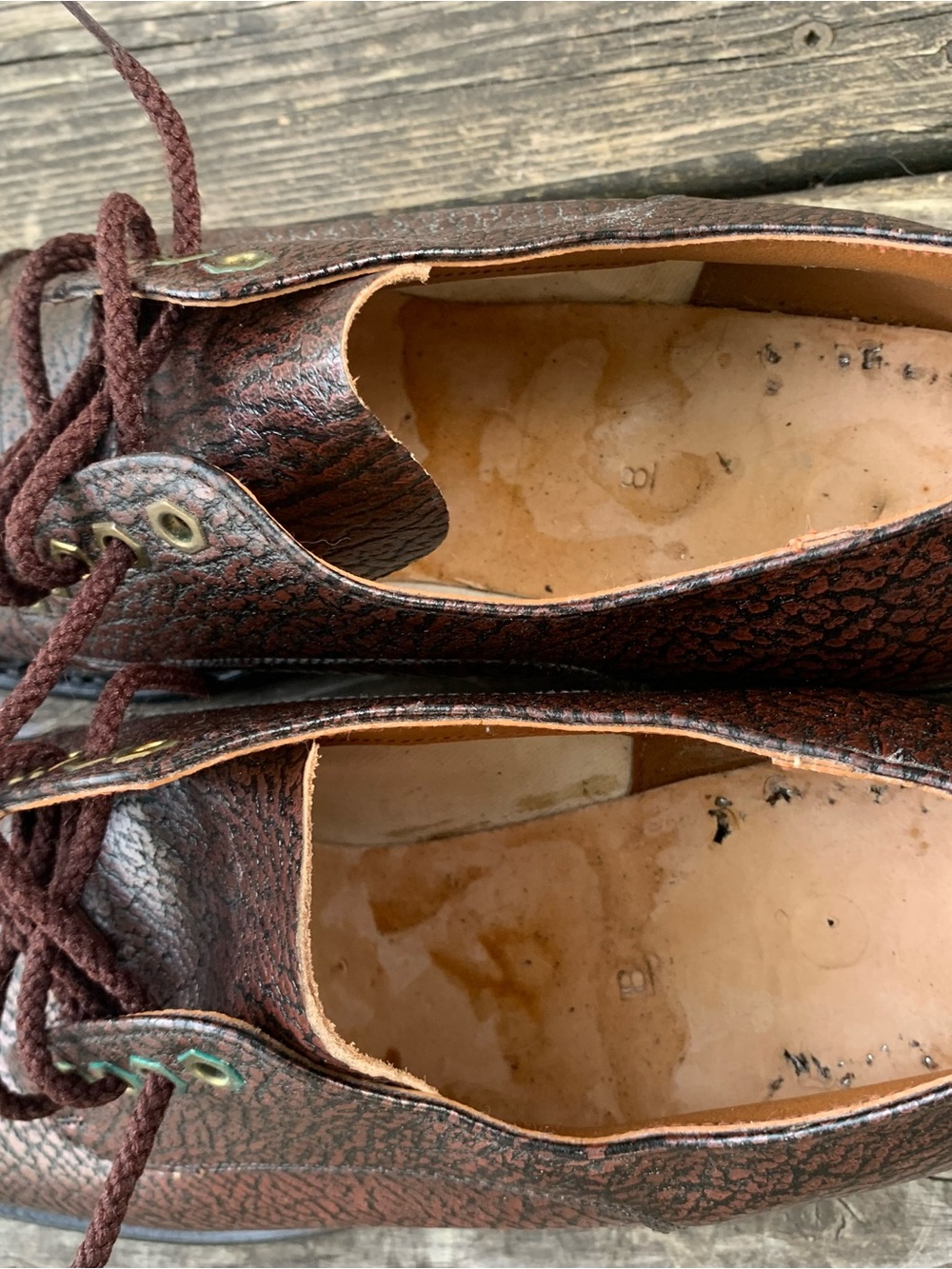 Men's Dark Brown Textured Derby Shoes - Picture 5 of 7